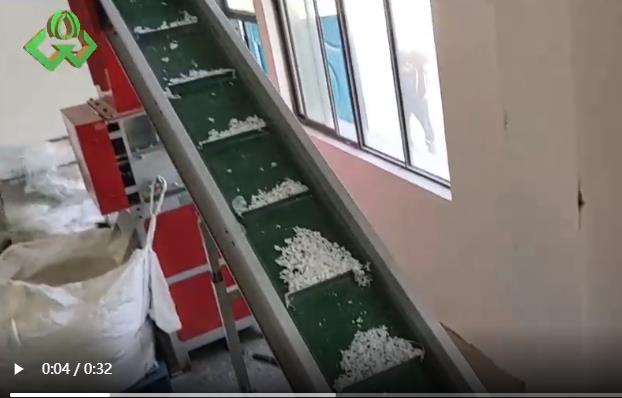 单轴撕碎机组视频